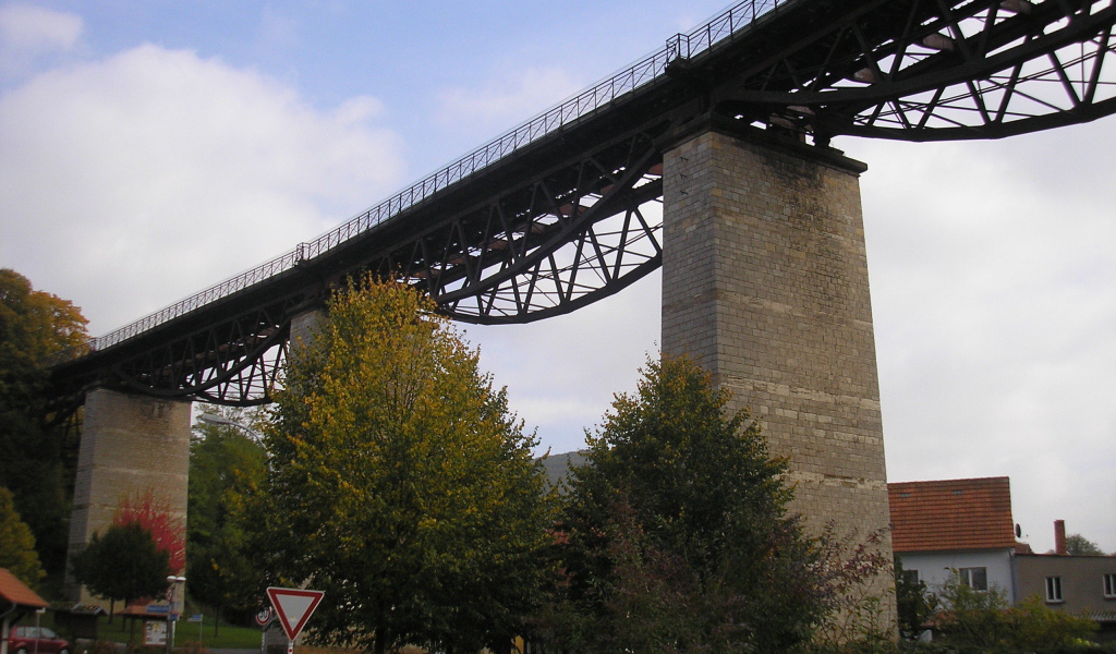 Мост в городе Лэнгенфельд, Австрия