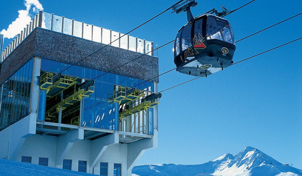 Здание подъемника на горнолыжном курорте Ишгль, Австрия