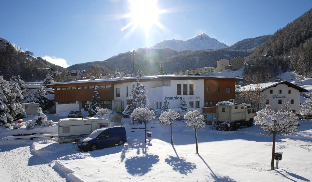 Кемпинг на горнолыжном курорте Зёльден, Австрия