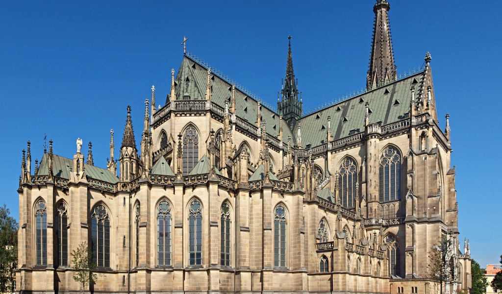 Католический собор в городе Линц, Австрия