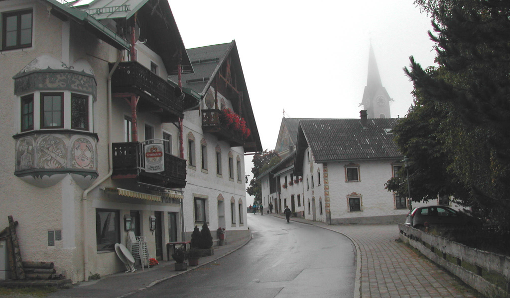 Городская улица на курорте Зеефельд, Австрия