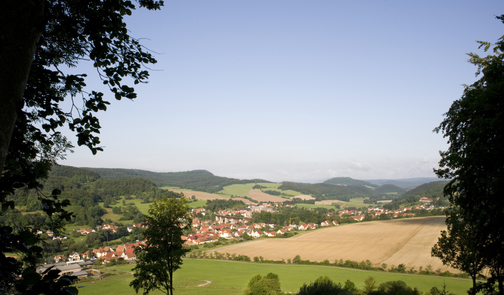 Поля в окрестностях города Лэнгенфельд, Австрия
