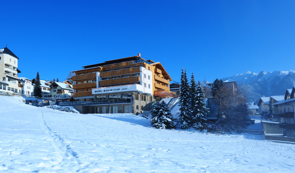 Гостиница Максимилиан на горнолыжном курорте Серфаус, Австрия