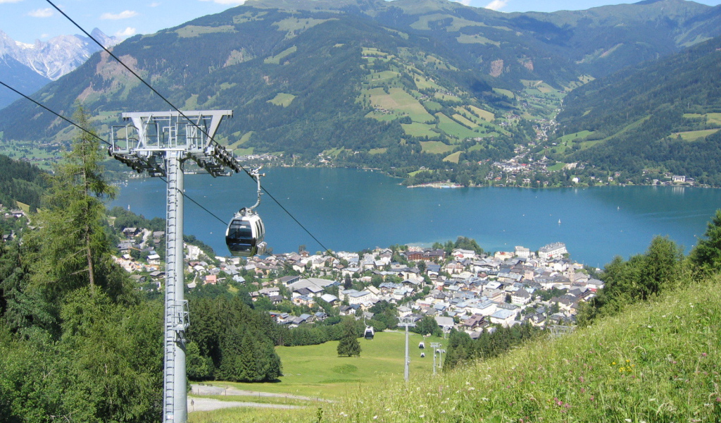 Подъемник на курорте Цель-ам-Зее, Австрия