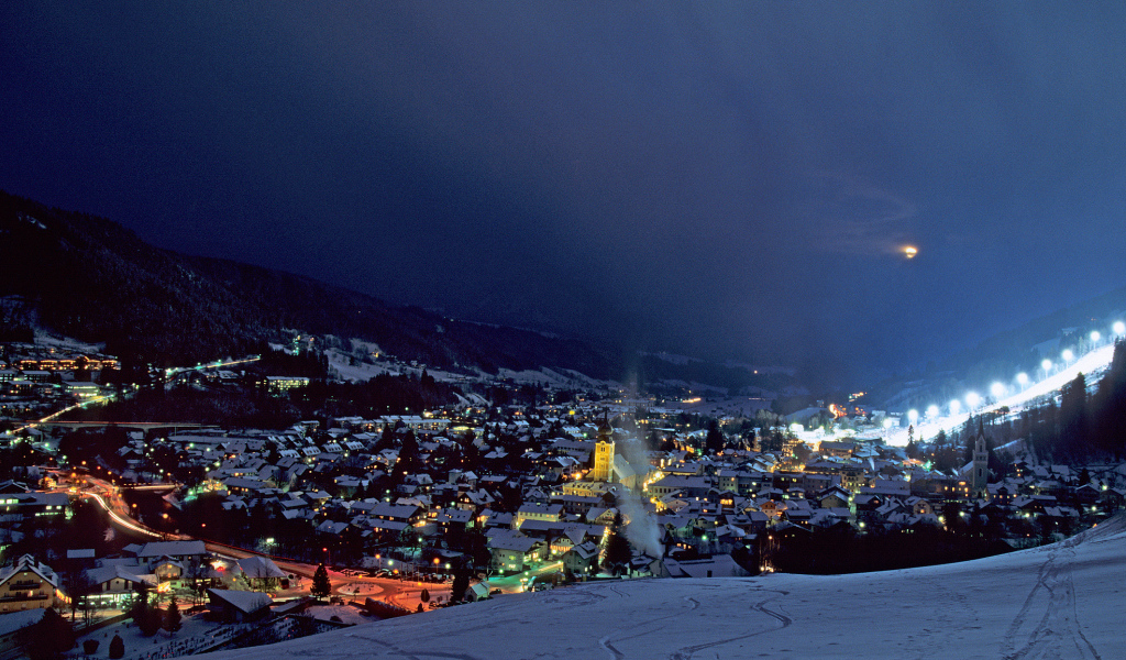 Ночь на горнолыжном курорте Шладминг, Австрия