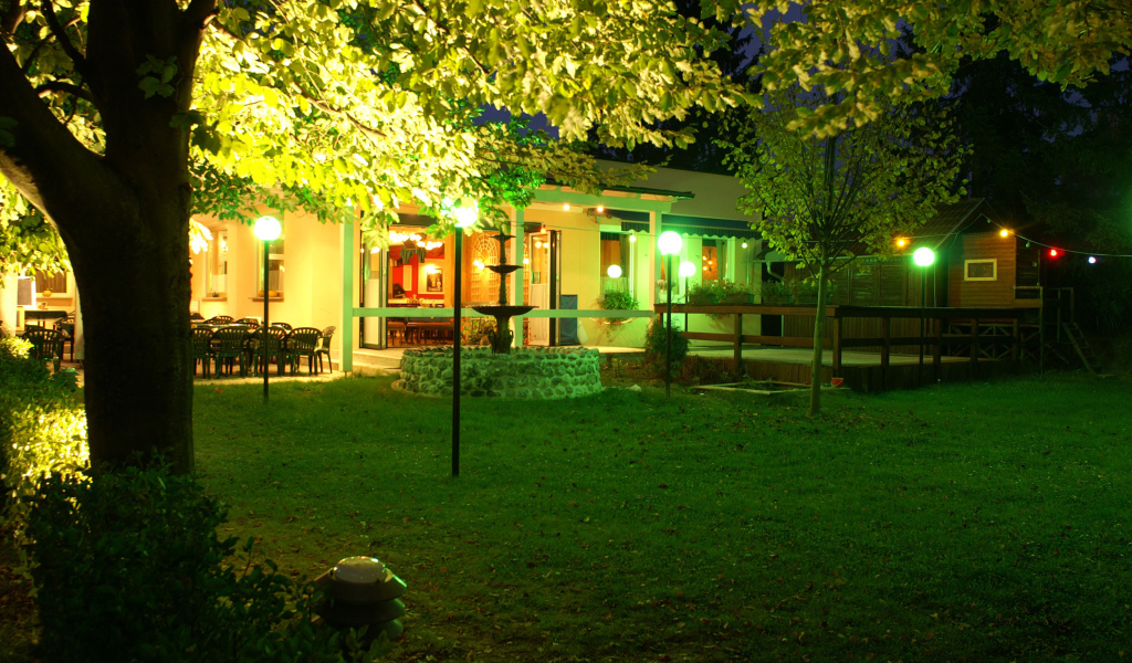 Ночной отель на курорте Бад Татцмансдорф, Австрия