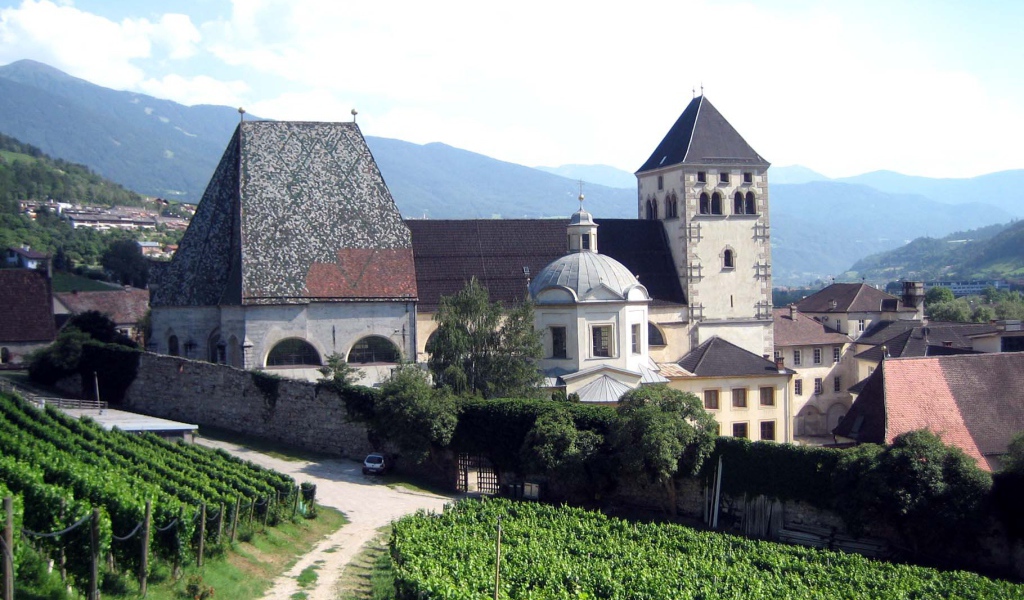 Старинный дом в городе Нойштифт, Австрия
