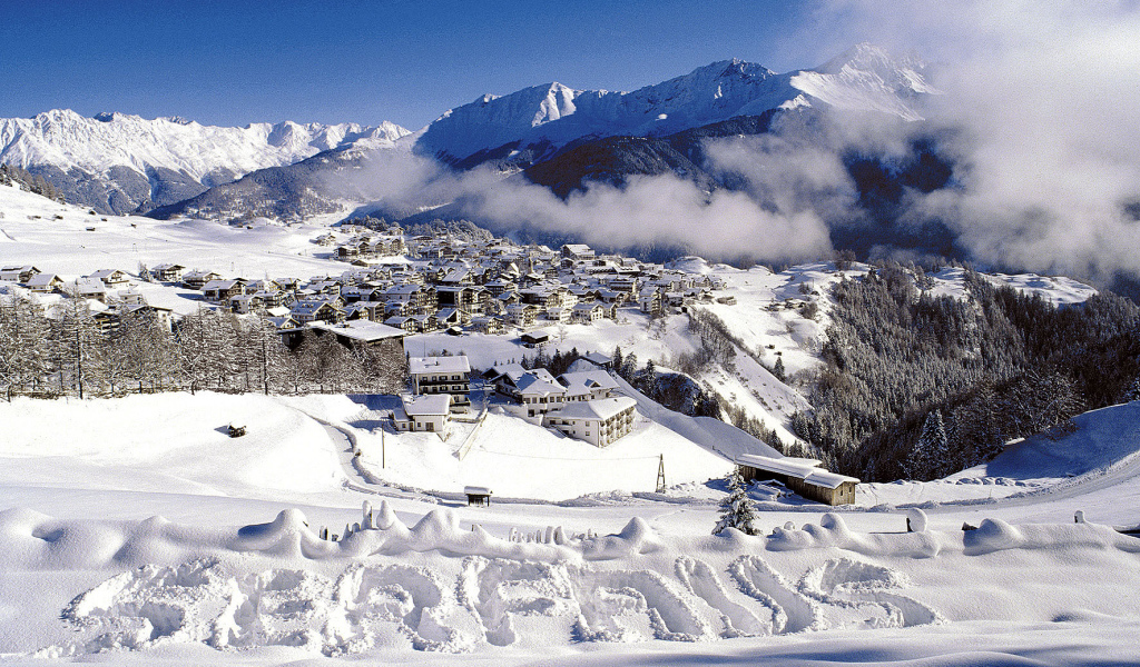 Панорама на горнолыжном курорте Серфаус, Австрия