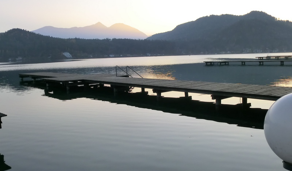 Причал на озере Клопайнер Зее, Австрия