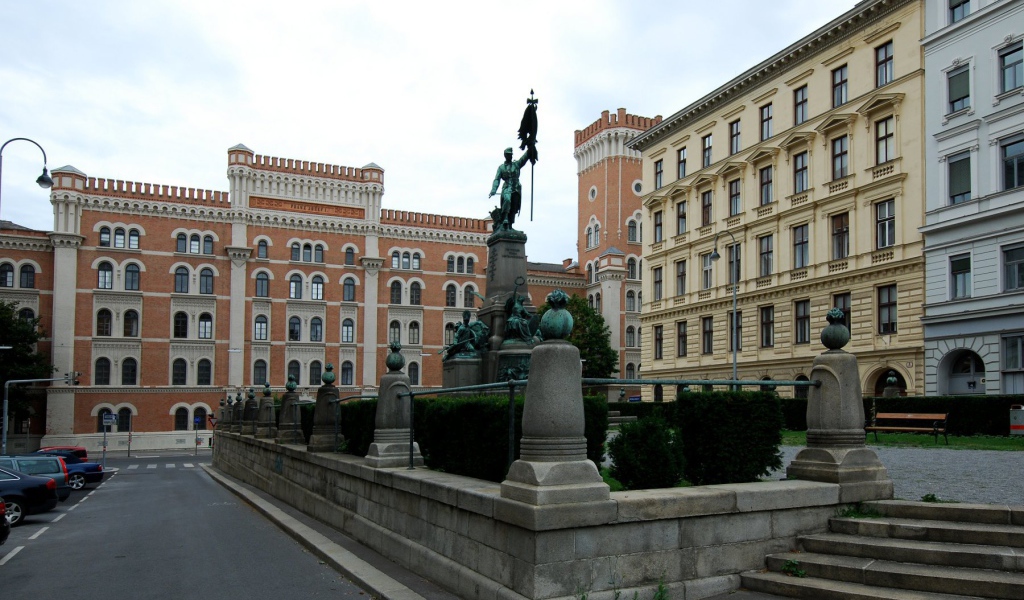 Скульптура на площади в городе Вена, Австрия
