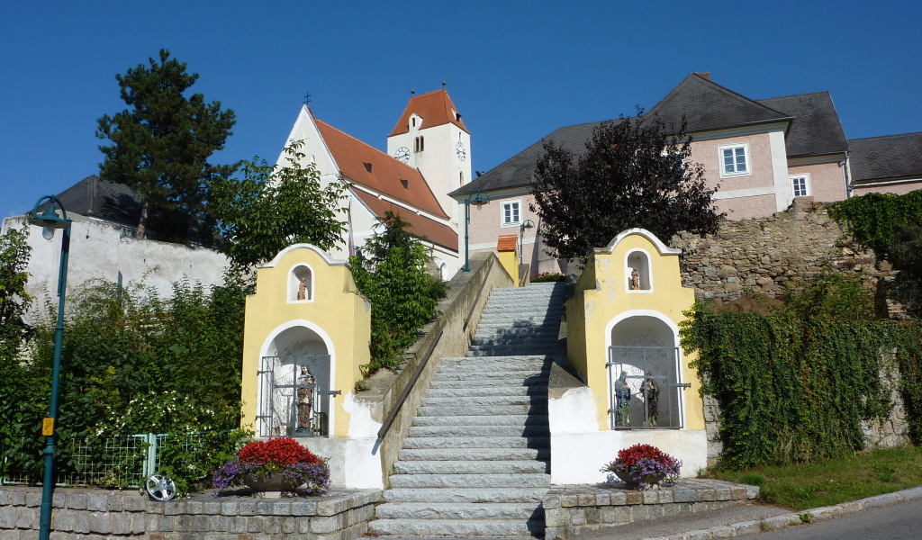 Лестница в городе Лэнгенфельд, Австрия