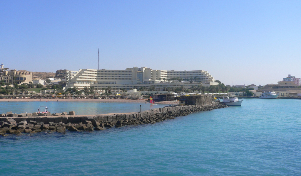 Пирс на курорте Хургада, Египет