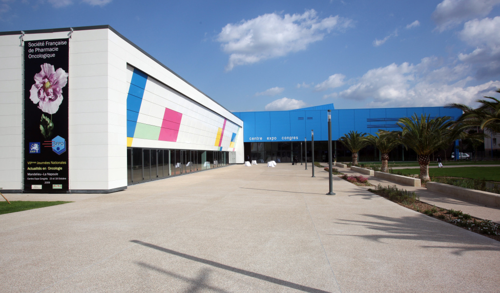 Экспоцентр на курорте Манделье ля Напуль, Франция