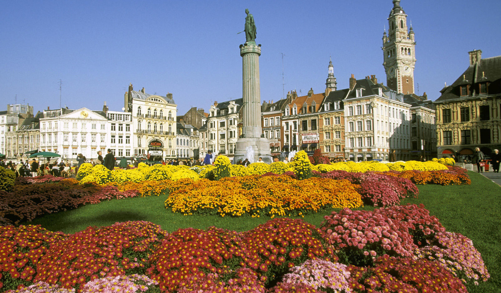 Клумбы в городе Лилль, Франция