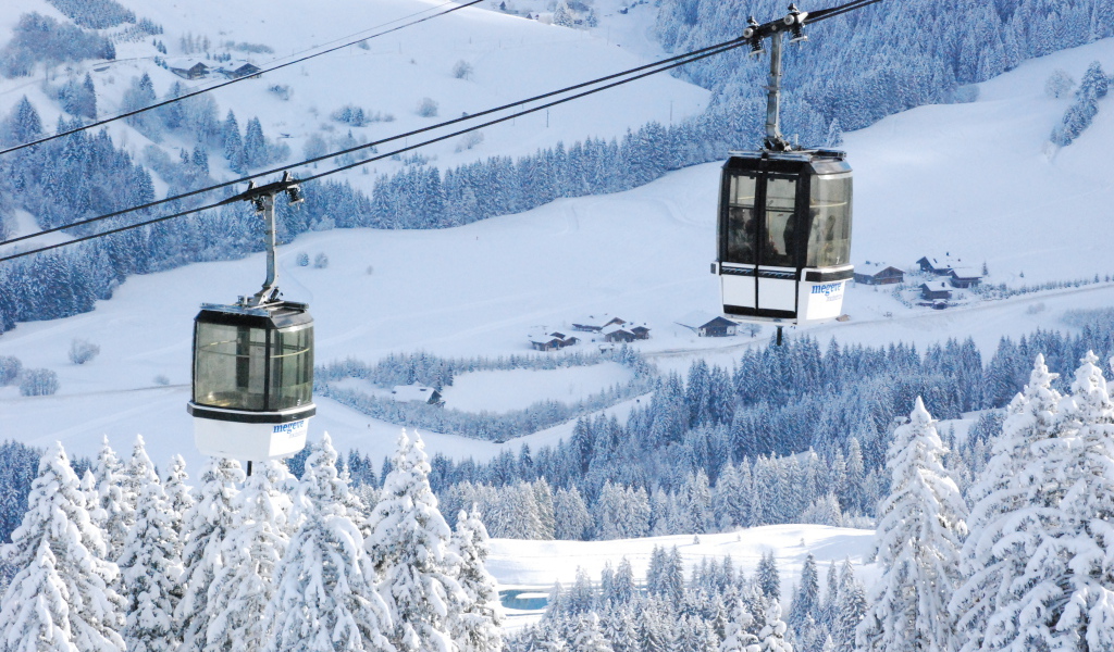 Подъемник на горнолыжном курорте Межев, Франция
