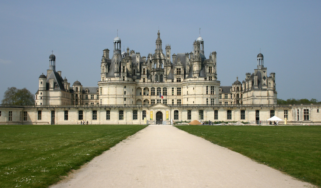 Роскошный замок в Луаре, Франция