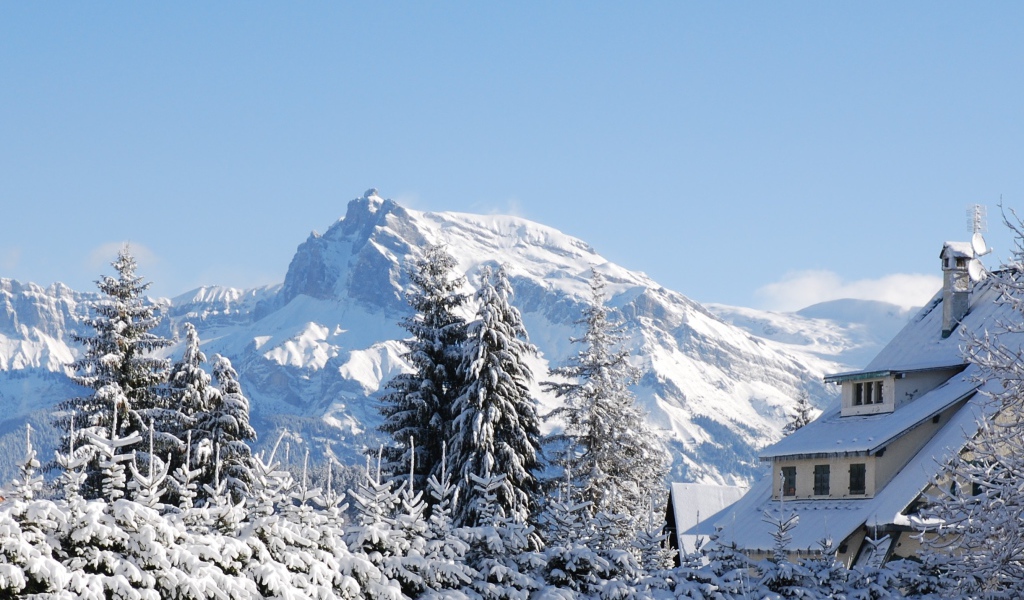 Горы на горнолыжном курорте Межев, Франция