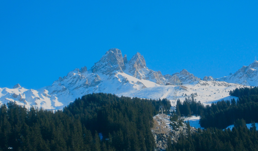 Горы на горнолыжном курорте Мерибель, Франция