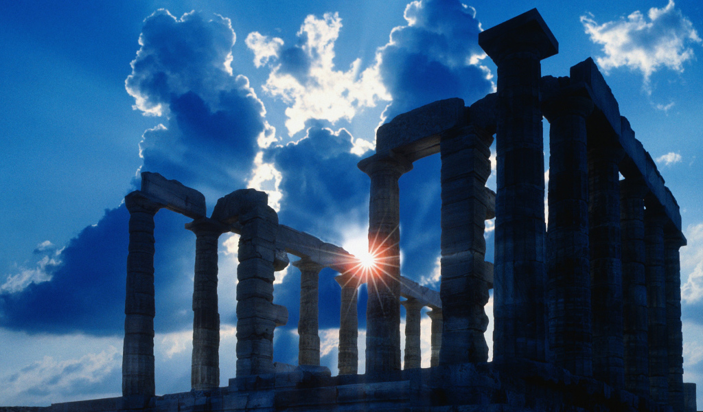 Древний храм в Афинах