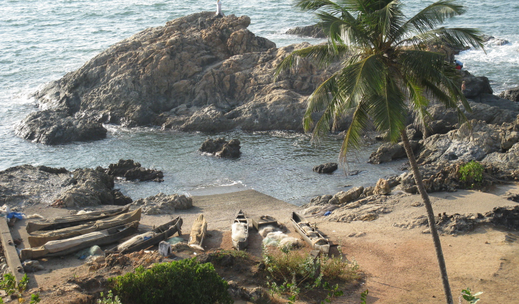 Побережье в Вагаторе