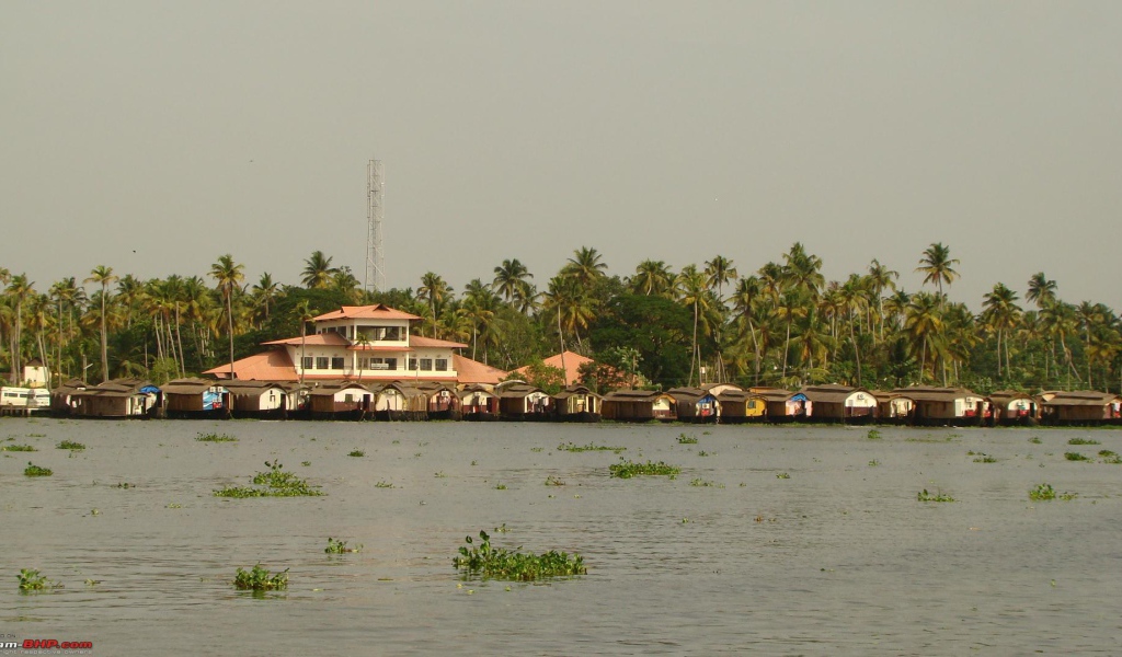 Отпуск на пляжах в Алапуже