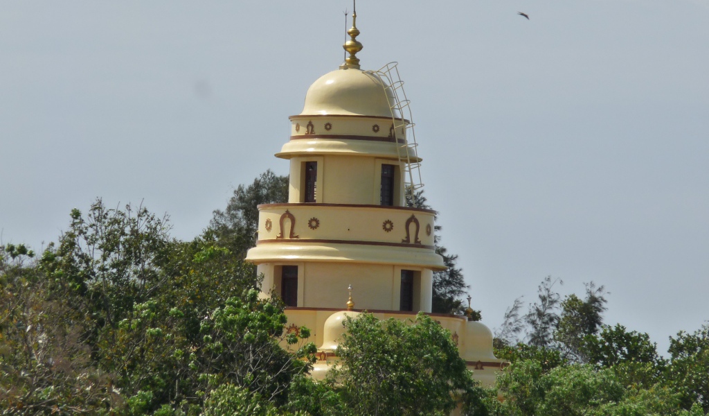 Красивый вид на Варкалу