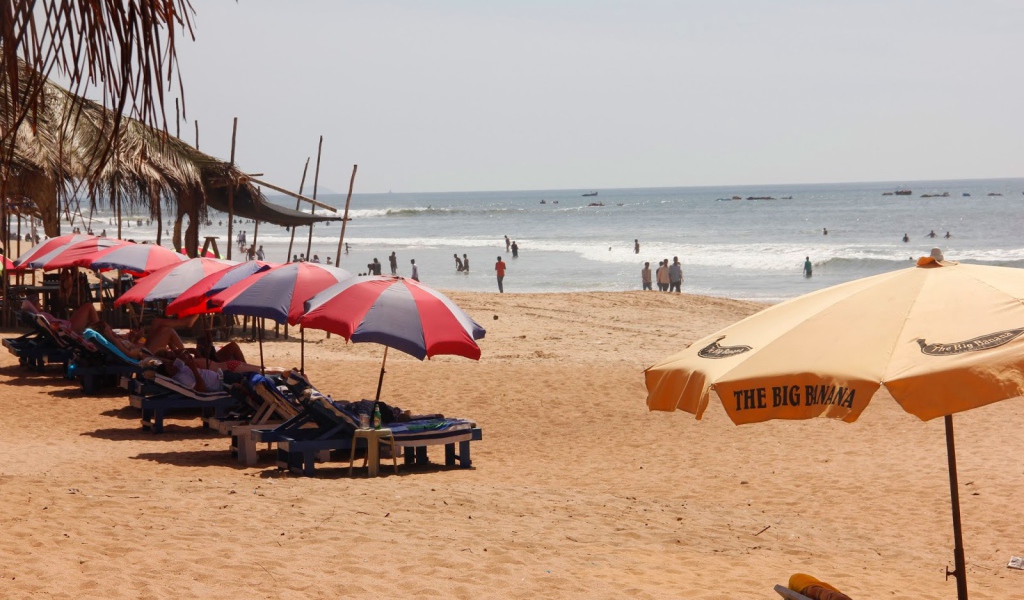 Отдых на пляже в Баге