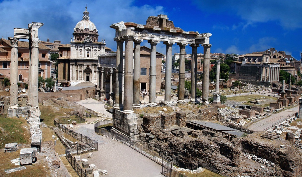 Старинные развалины в Риме