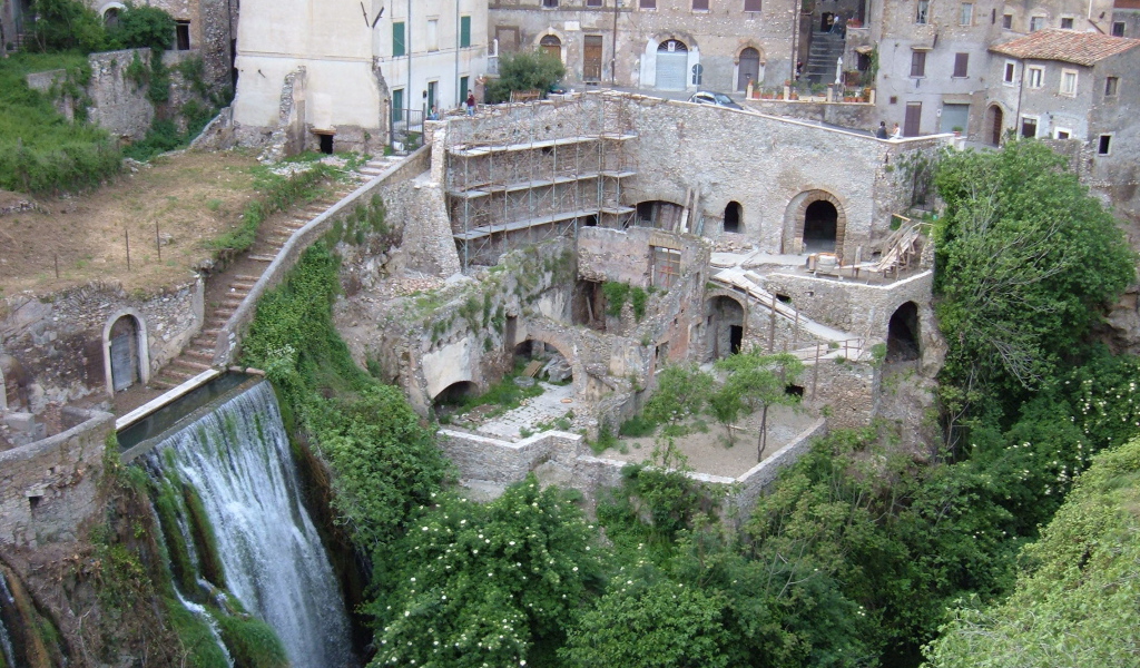 Древние руины в Тиволи, Италия