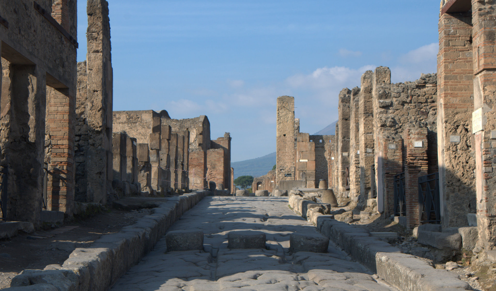 Древняя улица в Помпеях, Италия