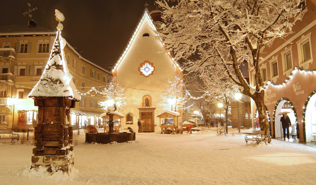 Рождество на горнолыжном курорте Валь Гардена, Италия