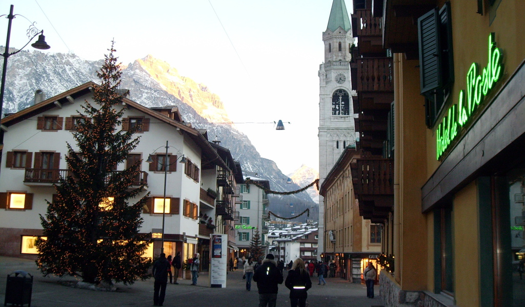 Рождественские каникулы на горнолыжном курорте Кортина д'Ампеццо, Италия