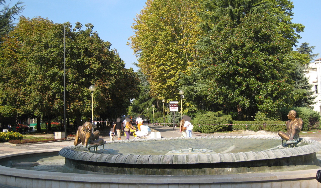 Фонтан на курорте Абано Терме, Италия