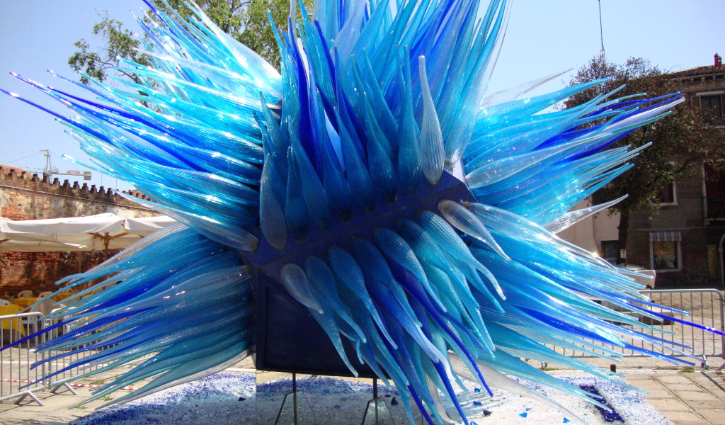 Стеклянная скульптура на острове Мурано, Италия