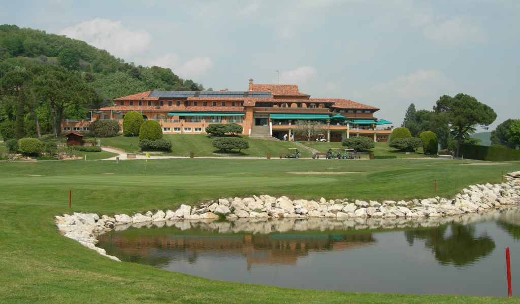 Гольф клуб в Падуе, Италия
