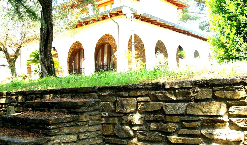 Дом на курорте в Монтекатини Терме, Италия