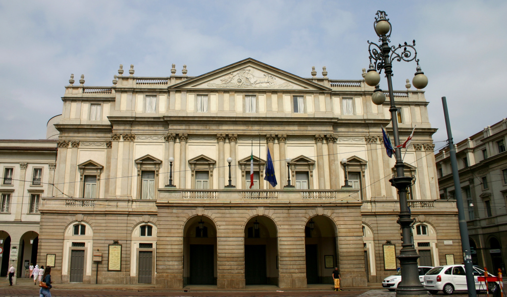 Оперный театр Ла Скала в Милане, Италия