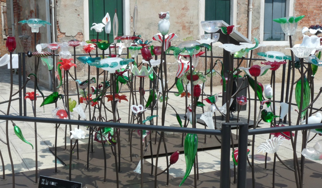 Шедевры стельных мастеров на острове Мурано, Италия