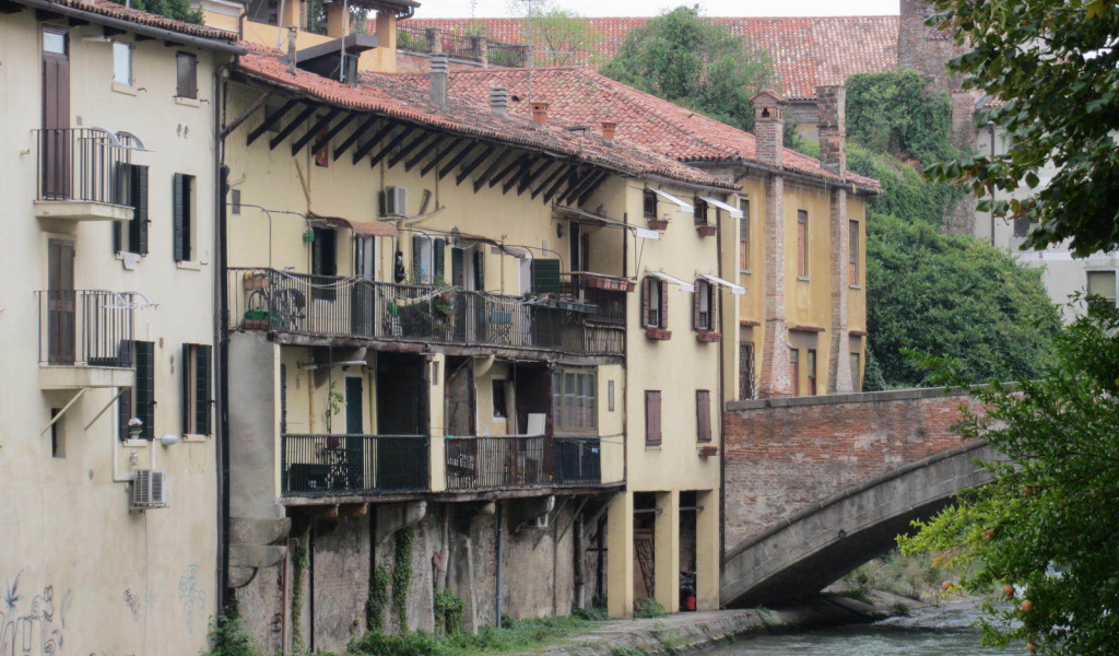 Старинные дома в Падуе, Италия