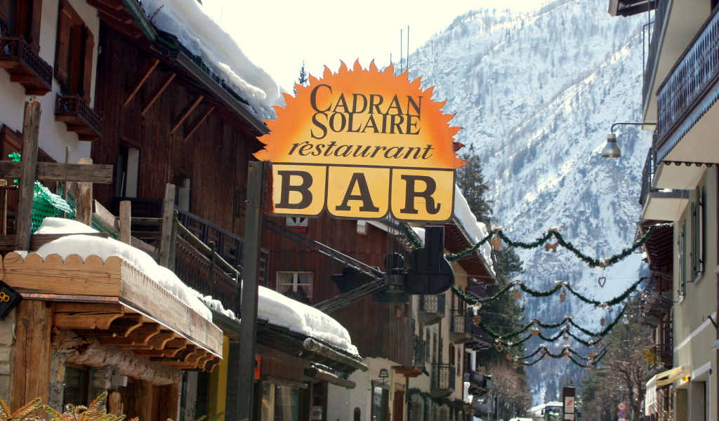 Ресторан на горнолыжном курорте Курмайор, Италия