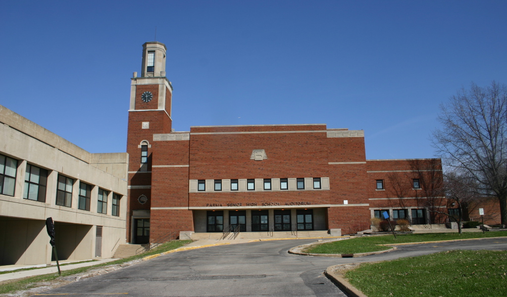 Школа в Парме, Италия