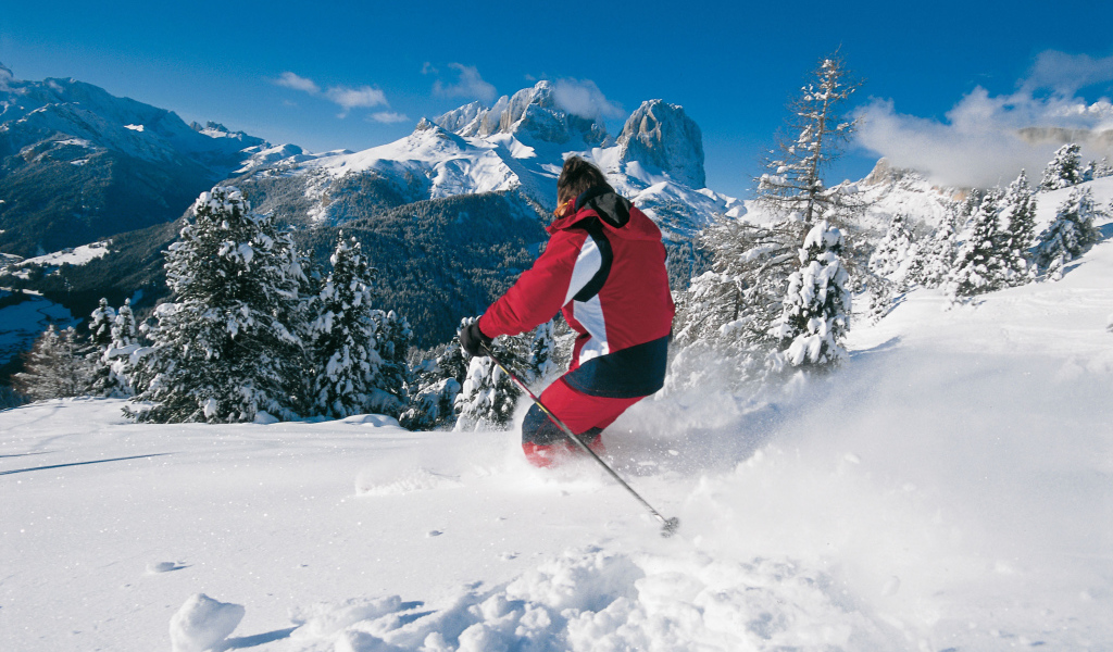 Отдых на горнолыжном курорте Кортина д'Ампеццо, Италия