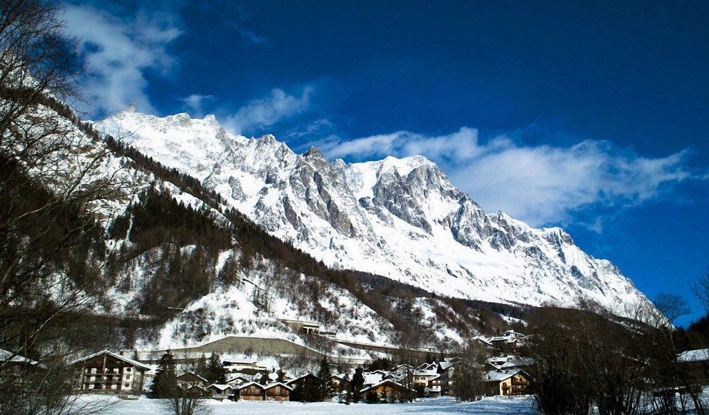 Горнолыжный курорт Курмайор, Италия