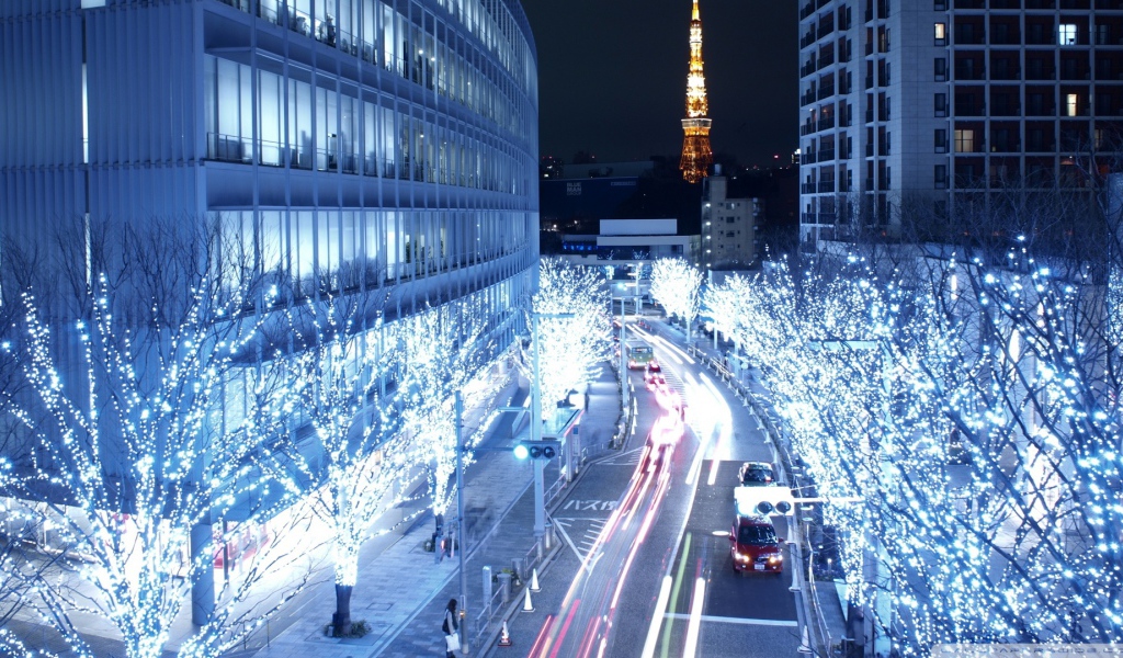 Голубые огни в Токио