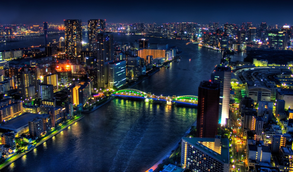 Река в Токио