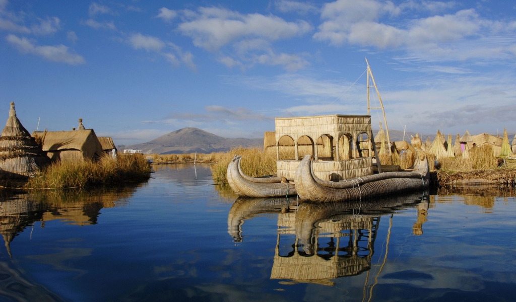 Деревня на воде в Перу