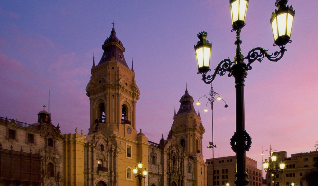 Впечатляющие Перу