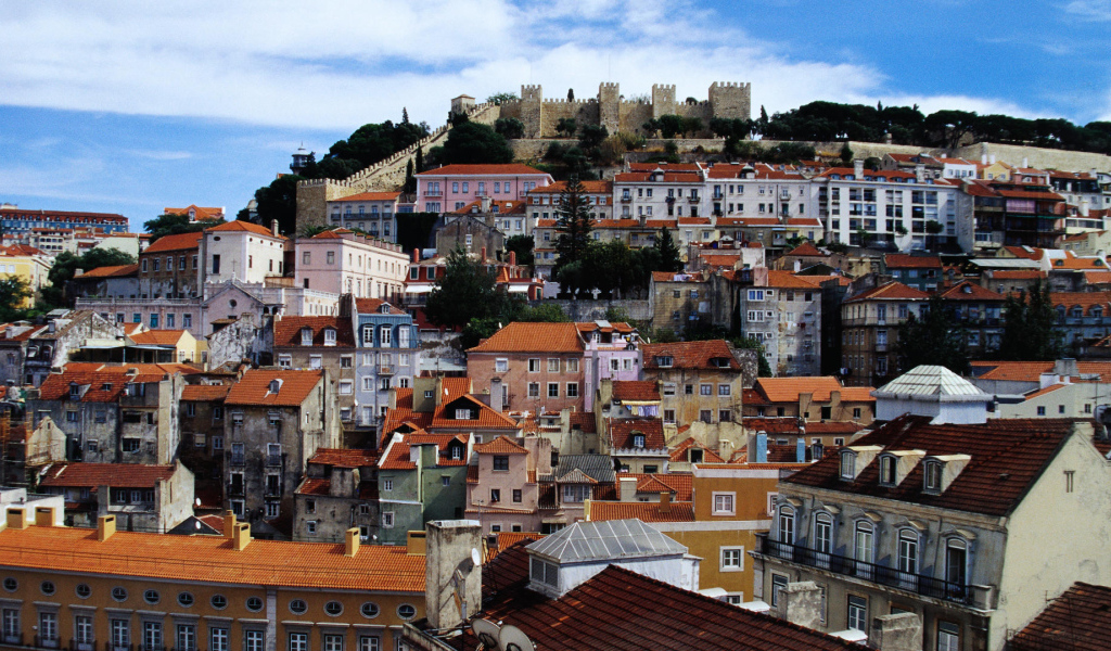 Вид на город Лиссабон