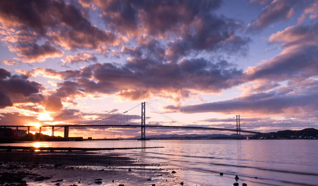 Мост Форт-Роуд в Шотландии