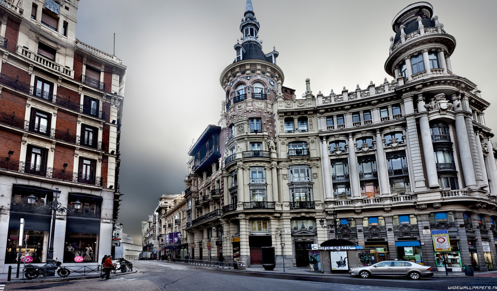 Старинные здания в Мадриде